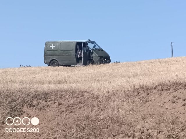 Зелений Форд Транзит, об'ємом двигуна 0 л та пробігом 275 тис. км за 1558 $, фото 4 на Automoto.ua