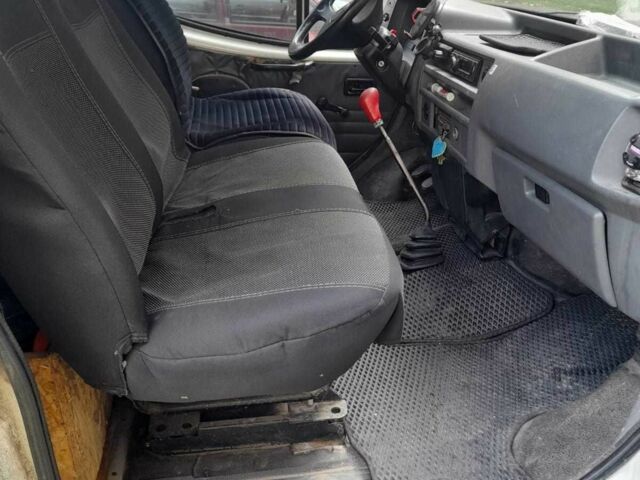 Зелений Форд Транзит, об'ємом двигуна 2.5 л та пробігом 80 тис. км за 2517 $, фото 5 на Automoto.ua