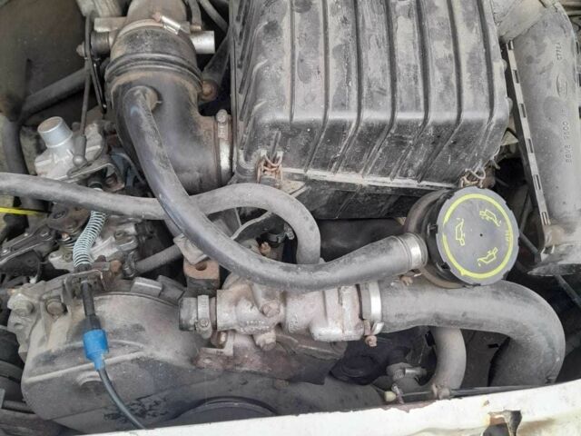 Зелений Форд Транзит, об'ємом двигуна 2.5 л та пробігом 80 тис. км за 2517 $, фото 9 на Automoto.ua