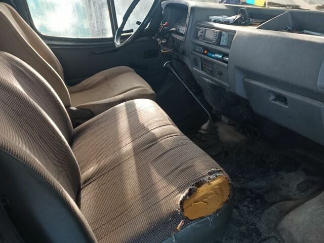 Зелений Форд Транзит, об'ємом двигуна 2 л та пробігом 350 тис. км за 1200 $, фото 3 на Automoto.ua