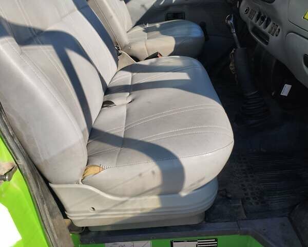 Форд Транзит 1999 у Запоріжжя на Automoto.ua Зелений Форд Транзит, об'ємом двигуна 0 л та пробігом 510 тис. км за 3600 $, фото 31 на Automoto.ua