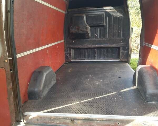 Зелений Форд Транзит, об'ємом двигуна 2 л та пробігом 311 тис. км за 4700 $, фото 5 на Automoto.ua