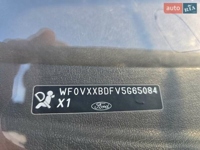 Зелений Форд Транзит, об'ємом двигуна 2 л та пробігом 230 тис. км за 6100 $, фото 44 на Automoto.ua