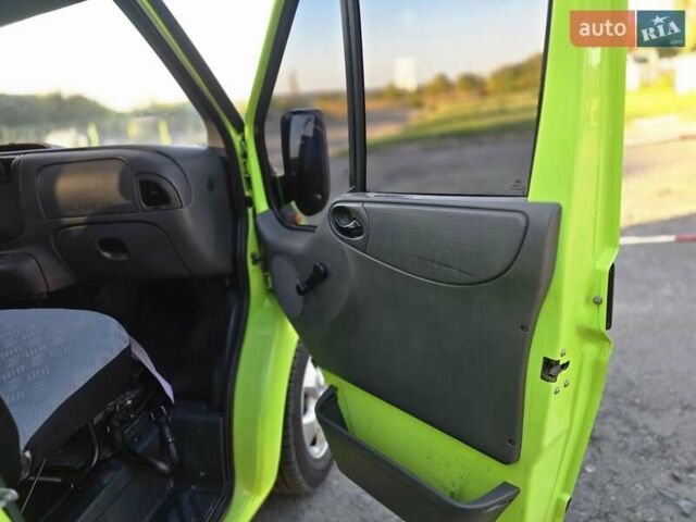 Зелений Форд Транзит, об'ємом двигуна 2 л та пробігом 230 тис. км за 6100 $, фото 34 на Automoto.ua