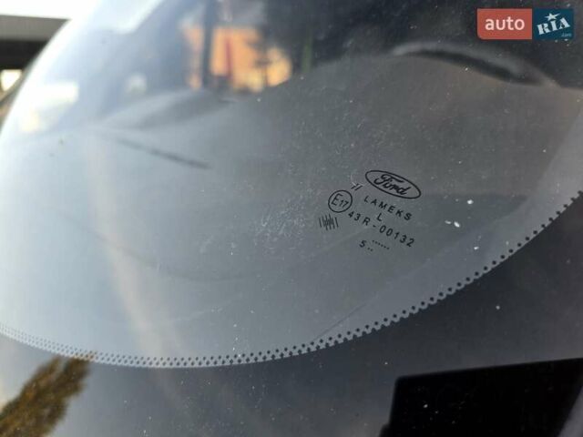 Зелений Форд Транзит, об'ємом двигуна 2 л та пробігом 230 тис. км за 6100 $, фото 41 на Automoto.ua