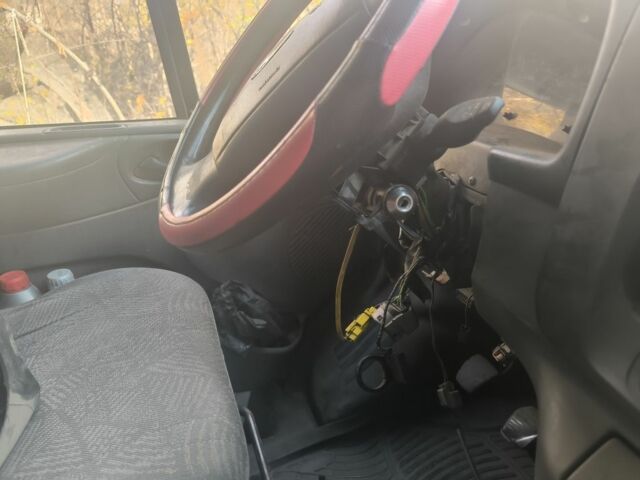 Форд Транзит 2006 у Пологах на Automoto.ua Зелений Форд Транзит, об'ємом двигуна 0 л та пробігом 640 тис. км за 1100 $, фото 5 на Automoto.ua