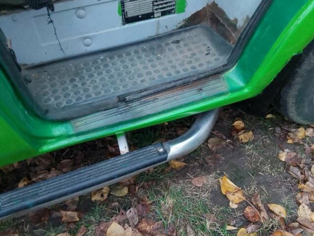 Зеленый Форд Транзит, объемом двигателя 2.5 л и пробегом 500 тыс. км за 1900 $, фото 8 на Automoto.ua