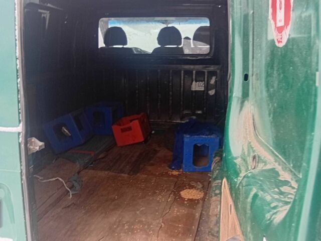 Зеленый Форд Транзит, объемом двигателя 2 л и пробегом 400 тыс. км за 2550 $, фото 4 на Automoto.ua