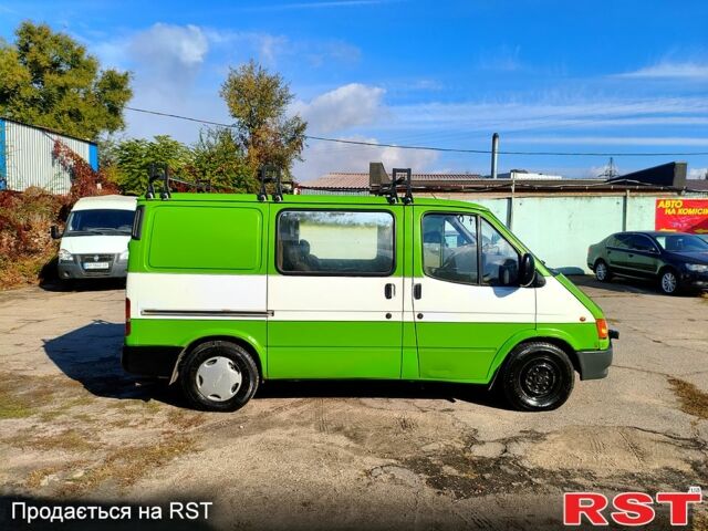 Зеленый Форд Транзит, объемом двигателя 2.5 л и пробегом 450 тыс. км за 3600 $, фото 3 на Automoto.ua