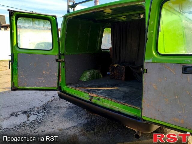 Зеленый Форд Транзит, объемом двигателя 2.5 л и пробегом 450 тыс. км за 3600 $, фото 11 на Automoto.ua
