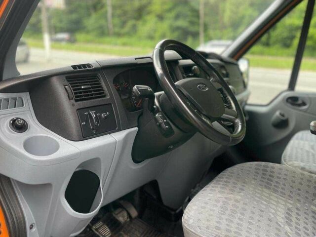 Оранжевый Форд Транзит, объемом двигателя 2.2 л и пробегом 270 тыс. км за 13200 $, фото 7 на Automoto.ua