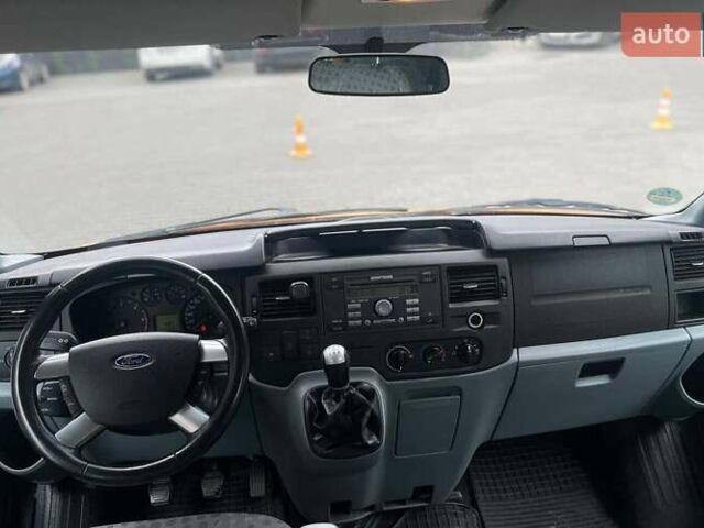 Помаранчевий Форд Транзит, об'ємом двигуна 2.2 л та пробігом 270 тис. км за 13200 $, фото 9 на Automoto.ua