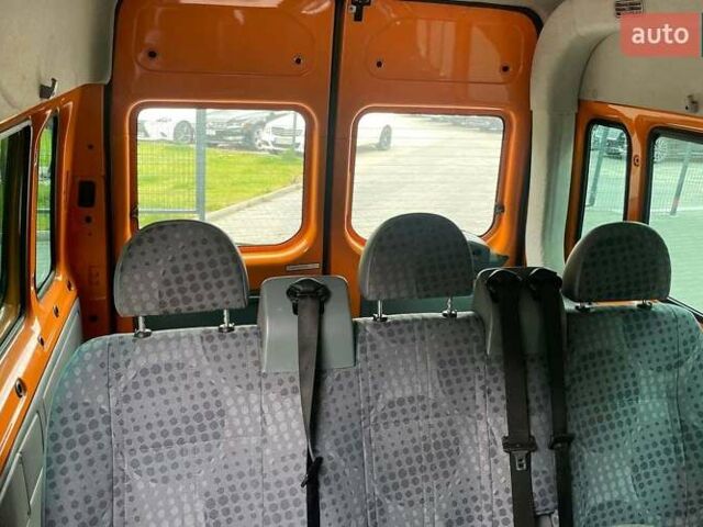 Помаранчевий Форд Транзит, об'ємом двигуна 2.2 л та пробігом 270 тис. км за 13200 $, фото 14 на Automoto.ua