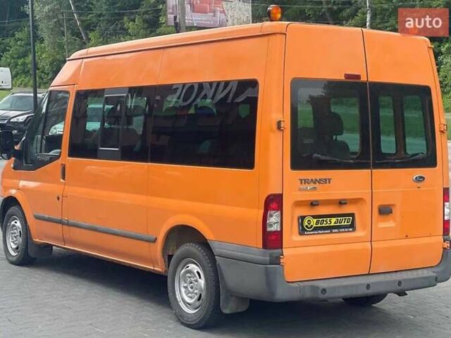 Помаранчевий Форд Транзит, об'ємом двигуна 2.2 л та пробігом 270 тис. км за 13200 $, фото 3 на Automoto.ua