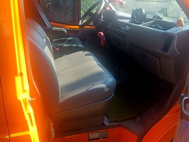 Оранжевый Форд Транзит, объемом двигателя 2 л и пробегом 150 тыс. км за 2200 $, фото 6 на Automoto.ua