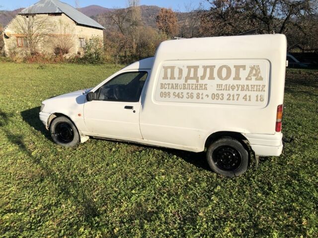 Белый Форд Виндстар, объемом двигателя 1.8 л и пробегом 350 тыс. км за 750 $, фото 4 на Automoto.ua