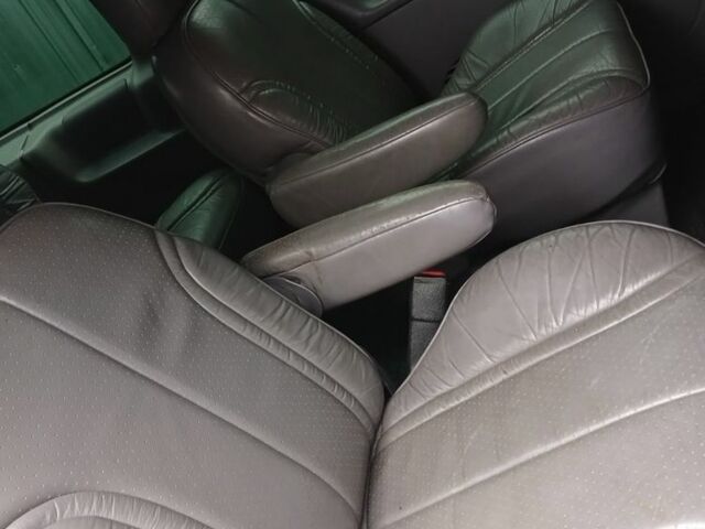 Белый Форд Виндстар, объемом двигателя 3 л и пробегом 491 тыс. км за 2300 $, фото 6 на Automoto.ua