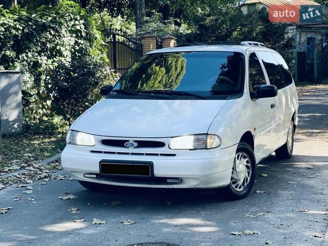 Форд Виндстар 1996 в Киеве на Automoto.ua Белый Форд Виндстар, объемом двигателя 3 л и пробегом 260 тыс. км за 2999 $, фото 1 на Automoto.ua