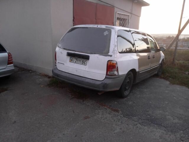 Белый Форд Виндстар, объемом двигателя 3.8 л и пробегом 300 тыс. км за 1700 $, фото 1 на Automoto.ua