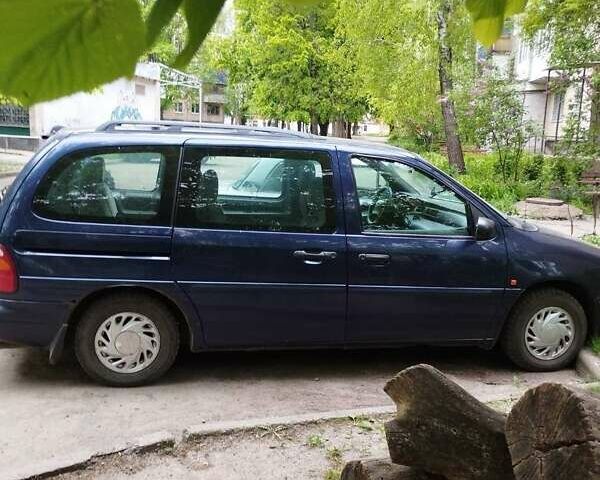 Синий Форд Виндстар, объемом двигателя 3 л и пробегом 330 тыс. км за 2500 $, фото 1 на Automoto.ua