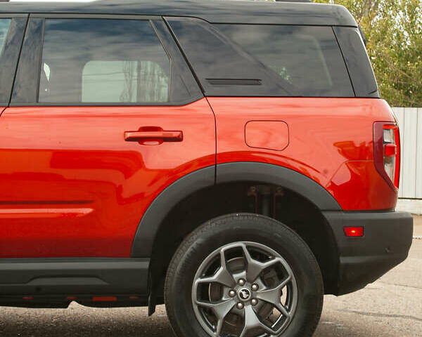 Красный Форд Bronco Sport, объемом двигателя 2 л и пробегом 51 тыс. км за 26000 $, фото 5 на Automoto.ua