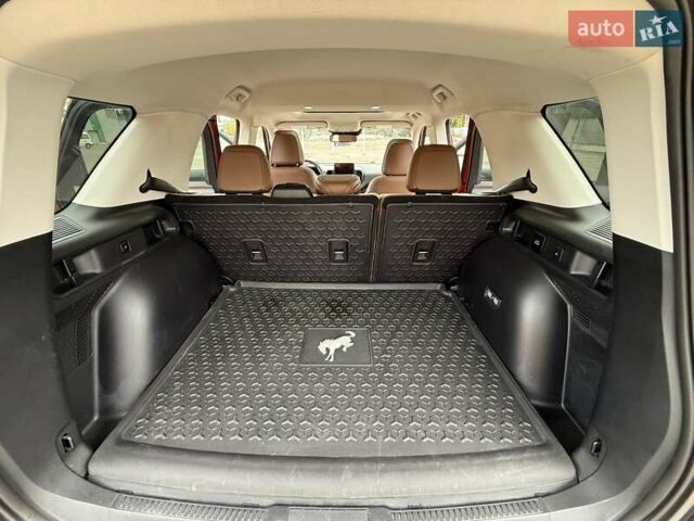 Красный Форд Bronco Sport, объемом двигателя 2 л и пробегом 51 тыс. км за 26000 $, фото 46 на Automoto.ua