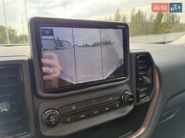 Красный Форд Bronco Sport, объемом двигателя 2 л и пробегом 51 тыс. км за 26000 $, фото 29 на Automoto.ua