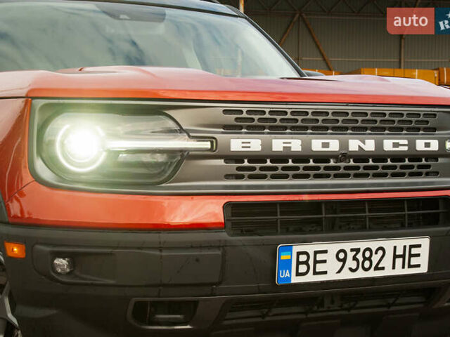 Красный Форд Bronco Sport, объемом двигателя 2 л и пробегом 51 тыс. км за 26000 $, фото 2 на Automoto.ua