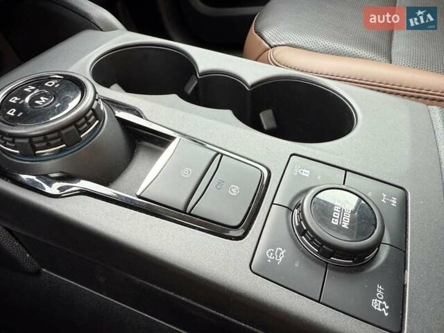 Красный Форд Bronco Sport, объемом двигателя 2 л и пробегом 51 тыс. км за 26000 $, фото 27 на Automoto.ua
