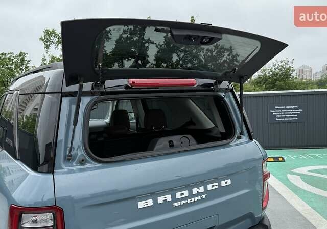 Синий Форд Bronco Sport, объемом двигателя 2 л и пробегом 98 тыс. км за 23000 $, фото 31 на Automoto.ua