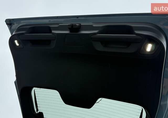 Синий Форд Bronco Sport, объемом двигателя 2 л и пробегом 98 тыс. км за 23000 $, фото 44 на Automoto.ua