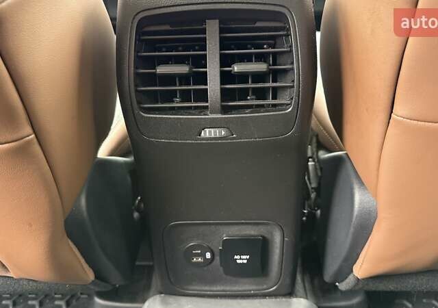 Синий Форд Bronco Sport, объемом двигателя 2 л и пробегом 98 тыс. км за 23000 $, фото 15 на Automoto.ua