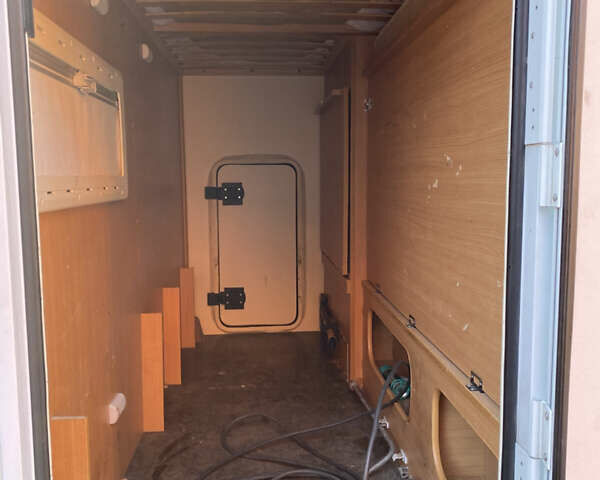 Серый Форд CHAUSSON FLASH-03M12, объемом двигателя 2.2 л и пробегом 52 тыс. км за 52000 $, фото 57 на Automoto.ua