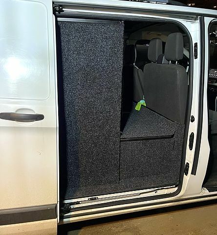 Белый Форд Custom, объемом двигателя 22 л и пробегом 416 тыс. км за 11000 $, фото 11 на Automoto.ua