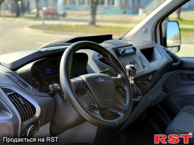 Белый Форд Custom, объемом двигателя 2.2 л и пробегом 286 тыс. км за 9900 $, фото 8 на Automoto.ua
