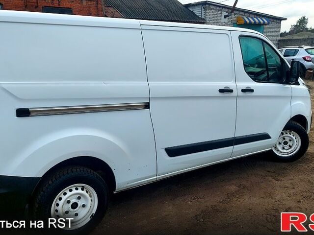 Белый Форд Custom, объемом двигателя 2 л и пробегом 160 тыс. км за 12000 $, фото 2 на Automoto.ua