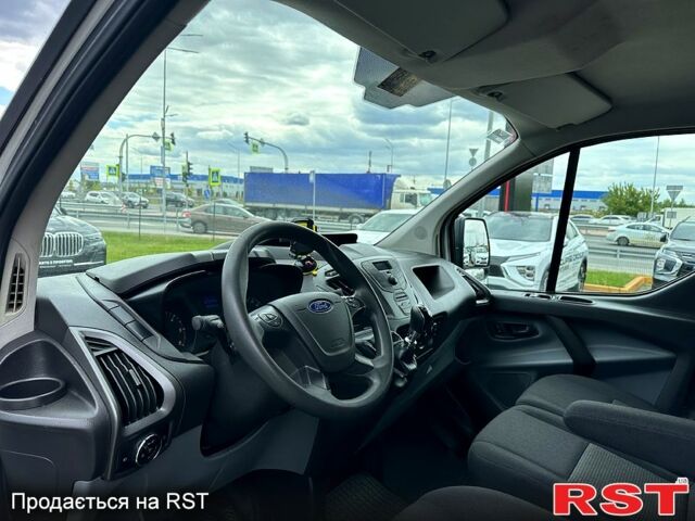 Белый Форд Custom, объемом двигателя 2.2 л и пробегом 301 тыс. км за 13618 $, фото 8 на Automoto.ua