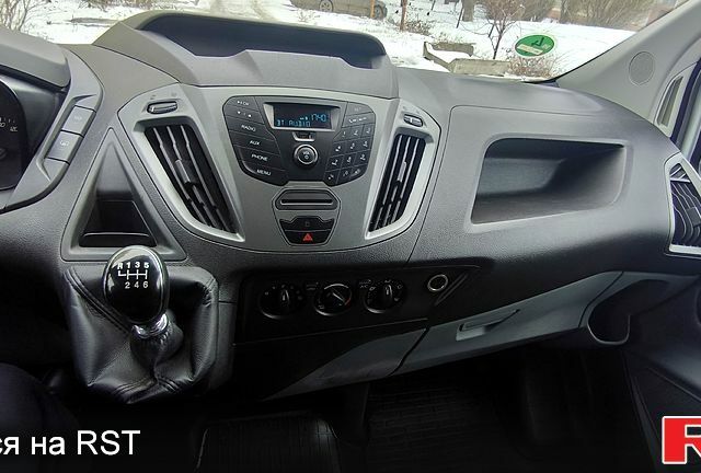 Білий Форд Custom, об'ємом двигуна 20 л та пробігом 173 тис. км за 13500 $, фото 8 на Automoto.ua