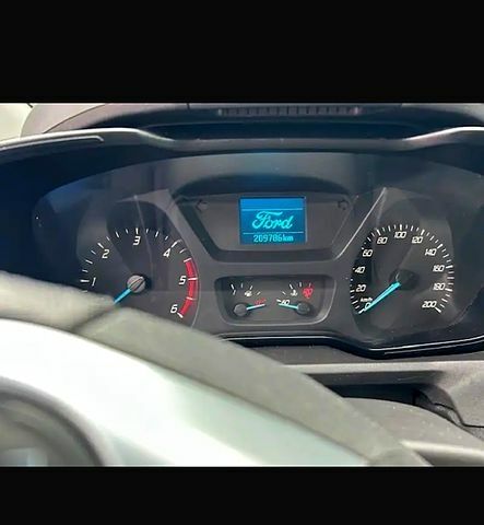 Белый Форд Custom, объемом двигателя 2 л и пробегом 208 тыс. км за 16480 $, фото 1 на Automoto.ua