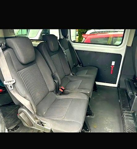 Білий Форд Custom, об'ємом двигуна 2 л та пробігом 208 тис. км за 16480 $, фото 4 на Automoto.ua