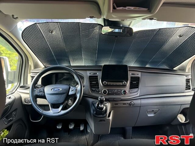 Белый Форд Custom, объемом двигателя 2 л и пробегом 94 тыс. км за 26500 $, фото 6 на Automoto.ua