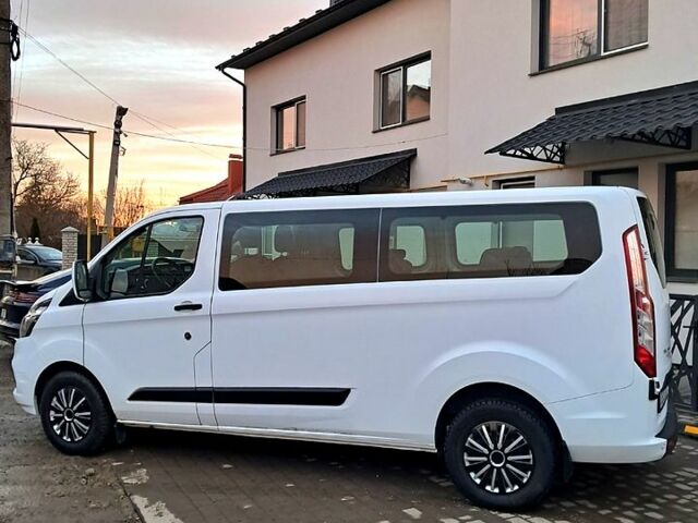 Білий Форд Custom, об'ємом двигуна 2 л та пробігом 125 тис. км за 34000 $, фото 5 на Automoto.ua