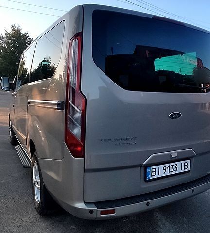 Коричневый Форд Custom, объемом двигателя 2.2 л и пробегом 268 тыс. км за 15900 $, фото 3 на Automoto.ua