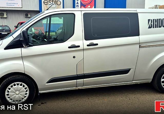 Форд Custom, объемом двигателя 2 л и пробегом 273 тыс. км за 15950 $, фото 5 на Automoto.ua