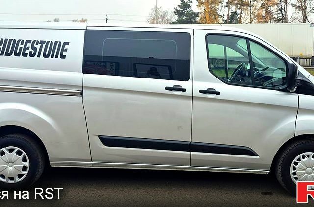 Форд Custom, объемом двигателя 2 л и пробегом 273 тыс. км за 15950 $, фото 2 на Automoto.ua