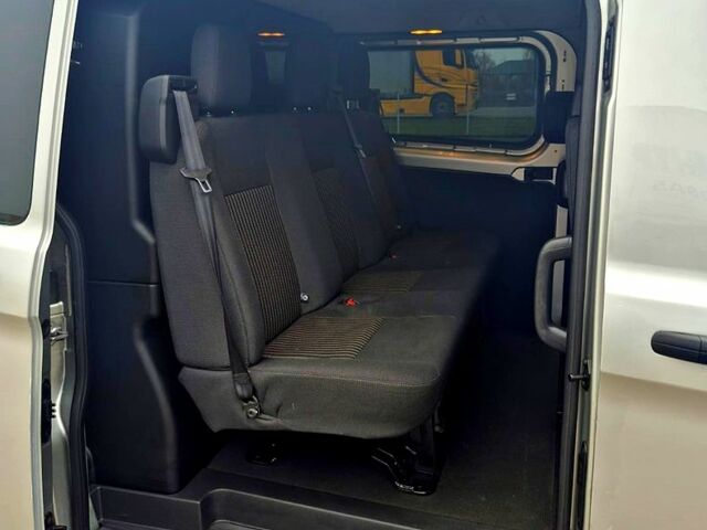 Форд Custom, объемом двигателя 2 л и пробегом 273 тыс. км за 15950 $, фото 8 на Automoto.ua