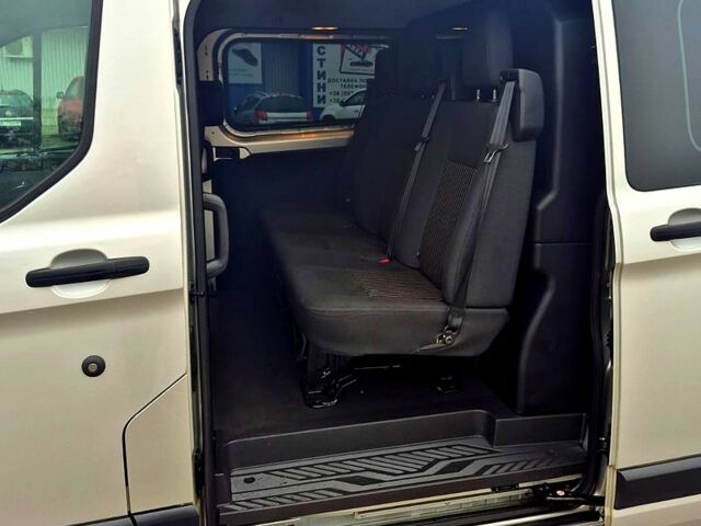 Форд Custom, объемом двигателя 2 л и пробегом 273 тыс. км за 15950 $, фото 9 на Automoto.ua