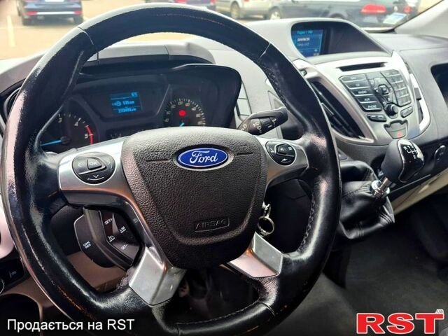 Форд Custom, объемом двигателя 2 л и пробегом 273 тыс. км за 15950 $, фото 10 на Automoto.ua