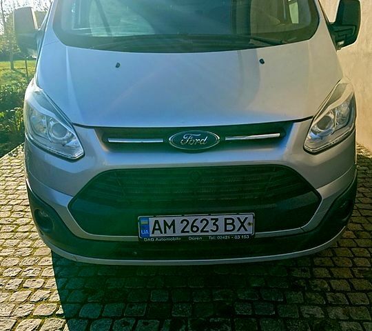 Сірий Форд Custom, об'ємом двигуна 2.2 л та пробігом 255 тис. км за 12500 $, фото 1 на Automoto.ua