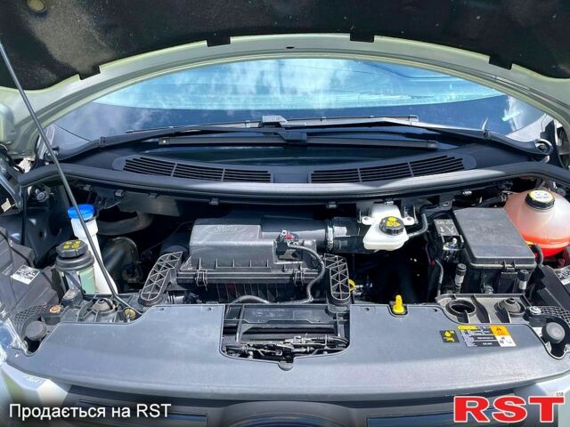 Серый Форд Custom, объемом двигателя 2.2 л и пробегом 201 тыс. км за 12900 $, фото 7 на Automoto.ua